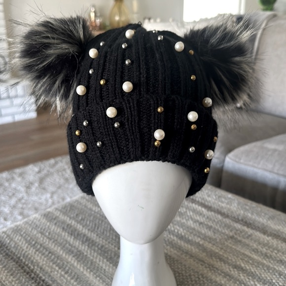 Glam Beanie - Picture 2 of 4